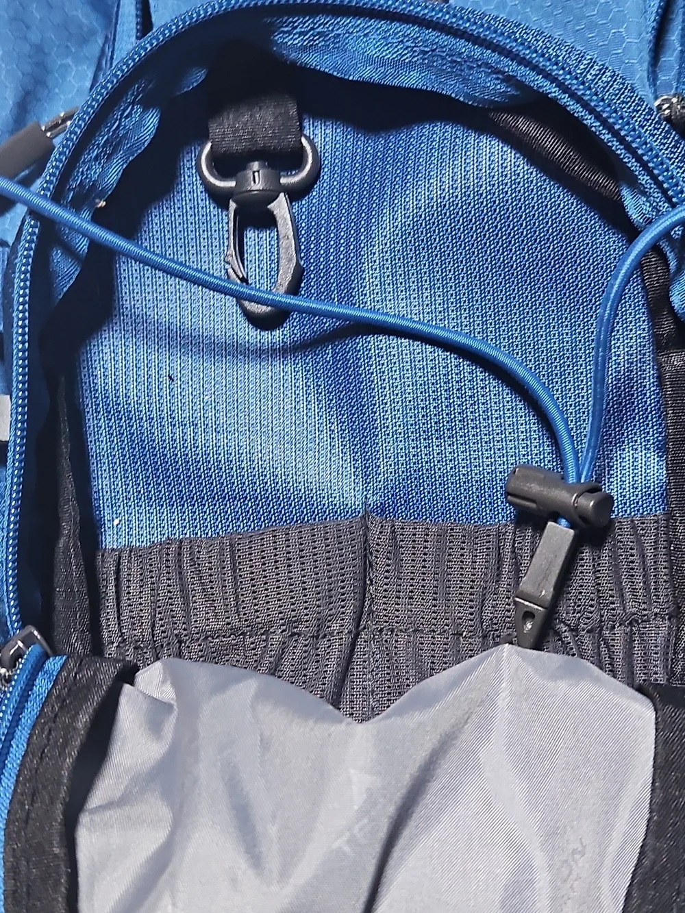 TETON Sports Men's Blue Hydration Backpack